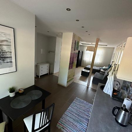 Studio Apartment In Private House รีกา ภายนอก รูปภาพ